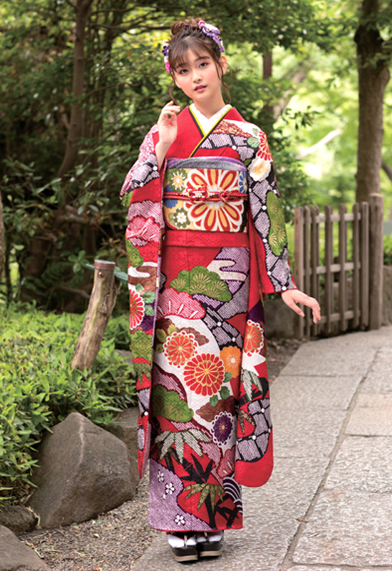 ハタチの魅力を引き立てる赤。